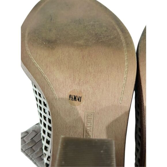 Vince Camuto Fritzey Peep Toe Bootie Beige Suede Leather Womens 9.5 - Picture 9 of 12